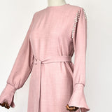 Robe rose avec perle