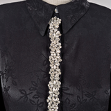 Robe Habillée Noire avec Détails Bijoux