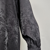 Robe Habillée Noire avec Détails Bijoux